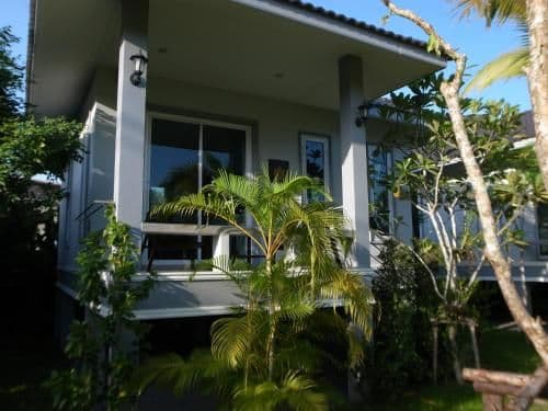 Villa with Garden View
