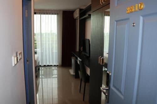 Superior Twin Room with City View