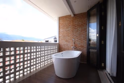 Suite with Balcony