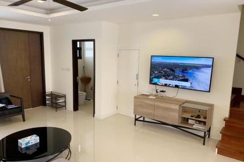 Three-Bedroom Townhouse