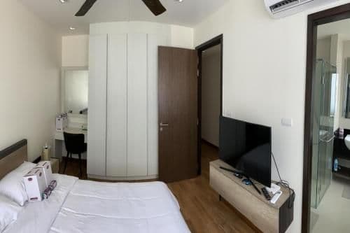 Three-Bedroom Townhouse