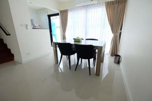 Three-Bedroom Townhouse