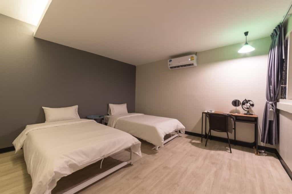 Napa Hostel Samrong Station Napa Hostel Samrong Station