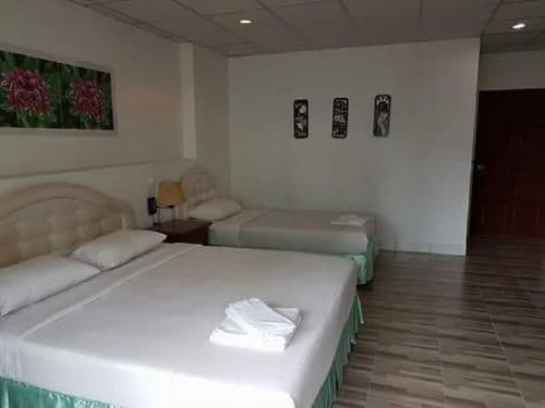 Welcome Inn Hotel @ karon Beach. Family room from only 1200 Baht Welcome Inn Hotel @ karon Beach. Family room from only 1200 Baht
