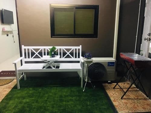 Deluxe Double Room (2 Adults + 1 Child)