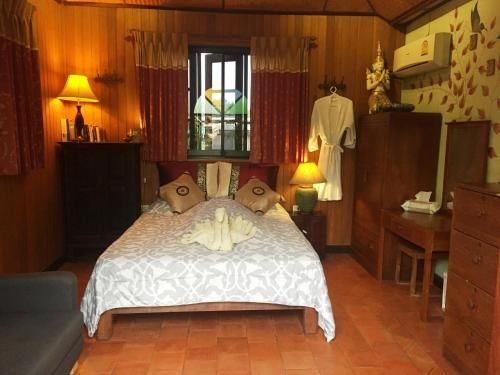 Shanti Lodge0