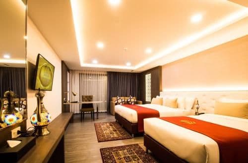 Deluxe Family Room
