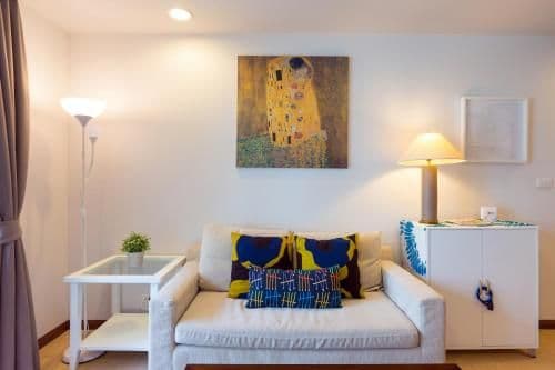 Two-Bedroom Apartment with Pool View (Free In-Room WiFi)