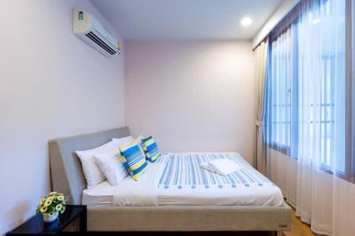 Two-Bedroom Apartment with Pool View (Free In-Room WiFi)