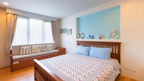 One-Bedroom Apartment with Garden View