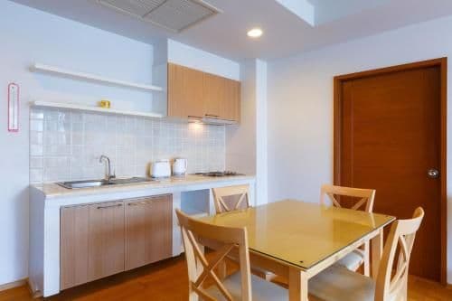 Two-Bedroom Apartment with Sea View
