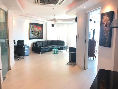 วิว ทะเล 6 พัทยา บีช คอนโดมิเนี่ยม บาย ฮันนี่ (View Talay 6 Pattaya Beach Condominium by Honey)2