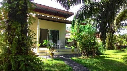 Bungalow with Garden View
