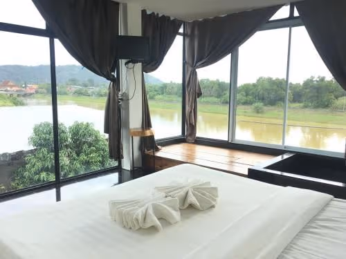 Deluxe Double Room with Bath