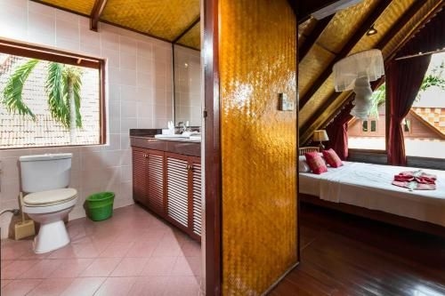 Thai Style Villa, 25m from the beach2