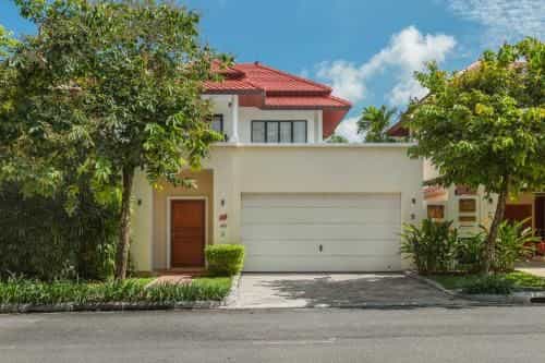 Villa Selaru Laguna beach by TropicLook Villa Selaru Laguna beach by TropicLook