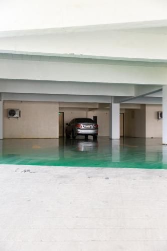 Hotel Rimnam Suk Sawat 703