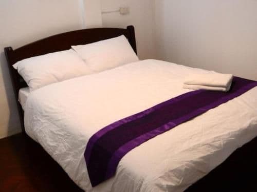 Queen Room with Shared Bathroom