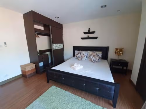 King Studio with Sofa Bed