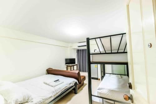 Family Room (4 Adults)