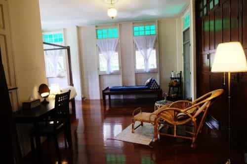 4BRs Thai Heritage House in Samsen 4BRs Thai Heritage House in Samsen