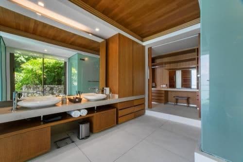 Villa with Sea View