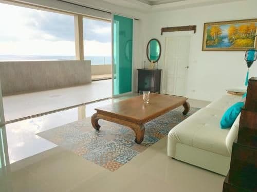 Villa - Beach Front
