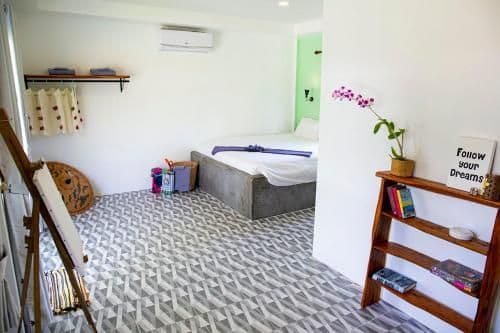 One-Bedroom Bungalow