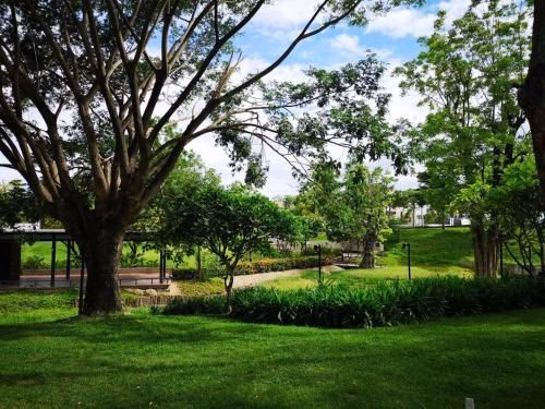 CiliCili house,Lakeside upscale pool villa,BBQ,Private babysitter,Transfer3