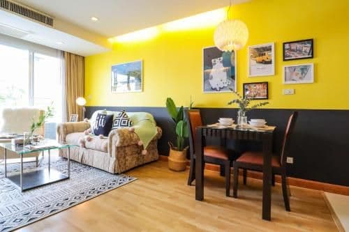 Deluxe Apartment