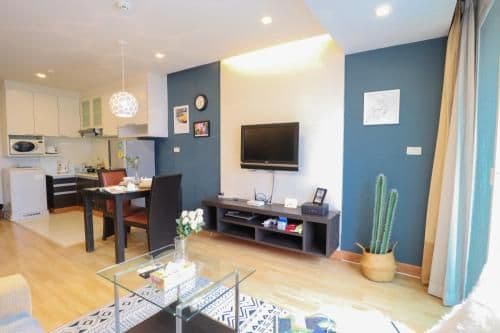 Deluxe Apartment