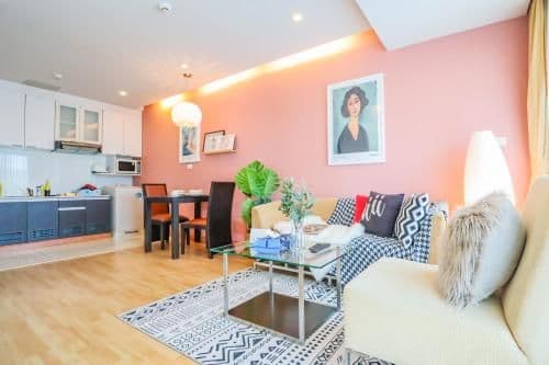 Deluxe Apartment