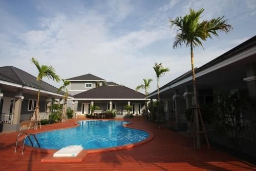 ร่องแซง รีสอร์ท (Rongsang Resort)0