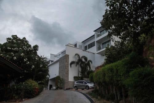 Villa with Sea View