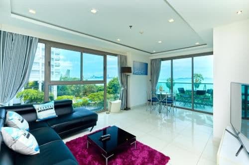 Two-Bedroom Apartment with Sea View (607)