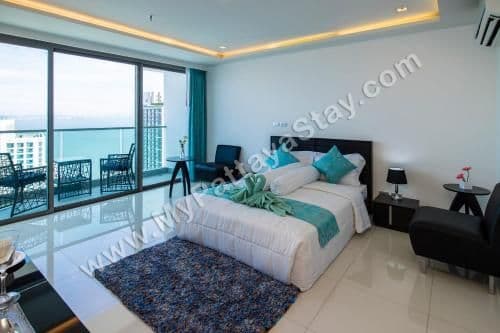Studio with Sea View (2104)