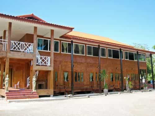 บ้านสวนอัมพวันรีสอร์ท บ้านสวนอัมพวันรีสอร์ท
