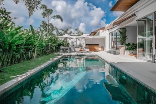 Bangtao Villas with Private Pools2