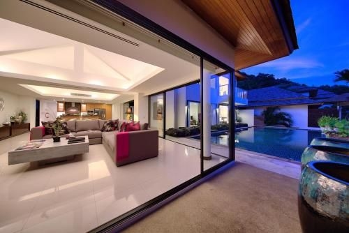 Dhevatara Residence Sea View Villas1