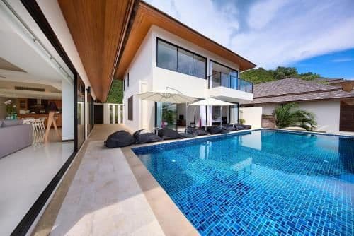 Villa with Sea View