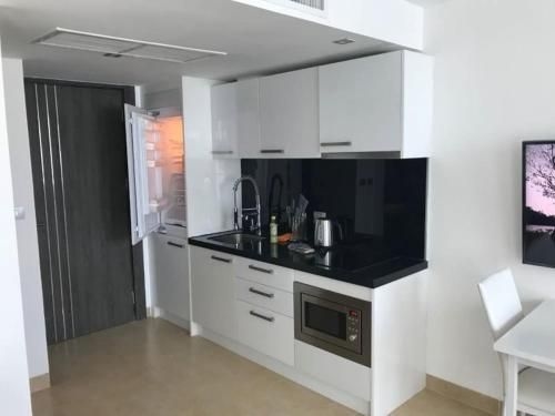 Centara Advenues Condo, 7th Floor Pool View1