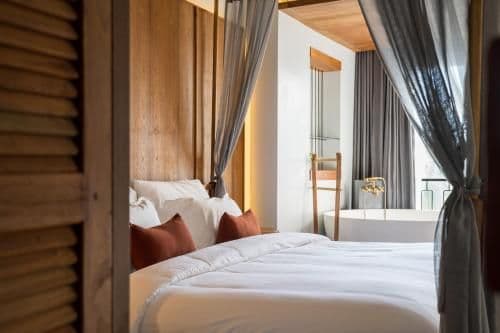 Deluxe Double Room with Bath