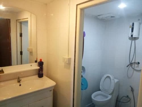 Single Bed in Mixed Dormitory Room
