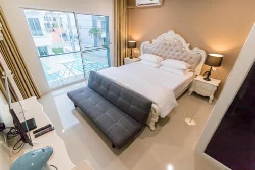 Deluxe Double Room with Balcony