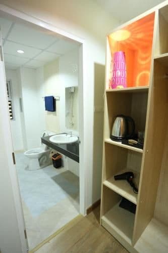 Twin Room with Bathroom