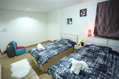 Twin Room with Bathroom