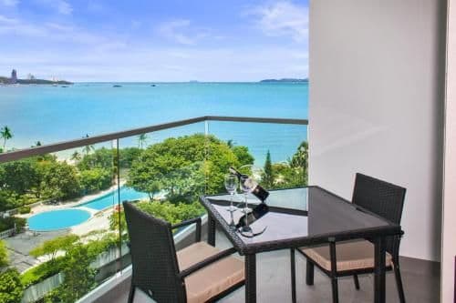 One-Bedroom Apartment (2 Adults + 2 Children)