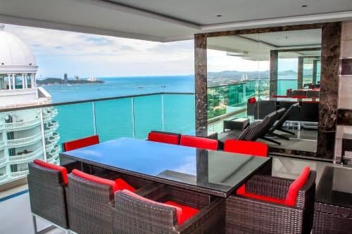 One-Bedroom Apartment (2 Adults + 2 Children)