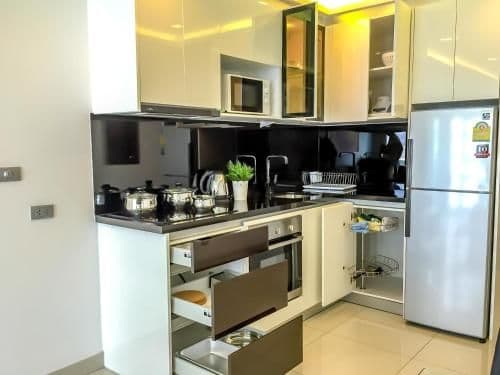 One-Bedroom Apartment (2 Adults + 2 Children)