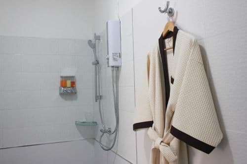 Standard Double Room with Shared Bathroom